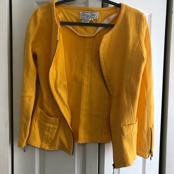 VINTAGE YELLOW ZIP UP TOP - Picture 6 of 7